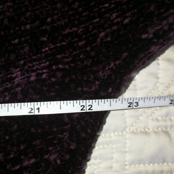 DYNAMITE Burgundy Soft Oversized Chenille Crewneck Sweater Size Small - Picture 11 of 13